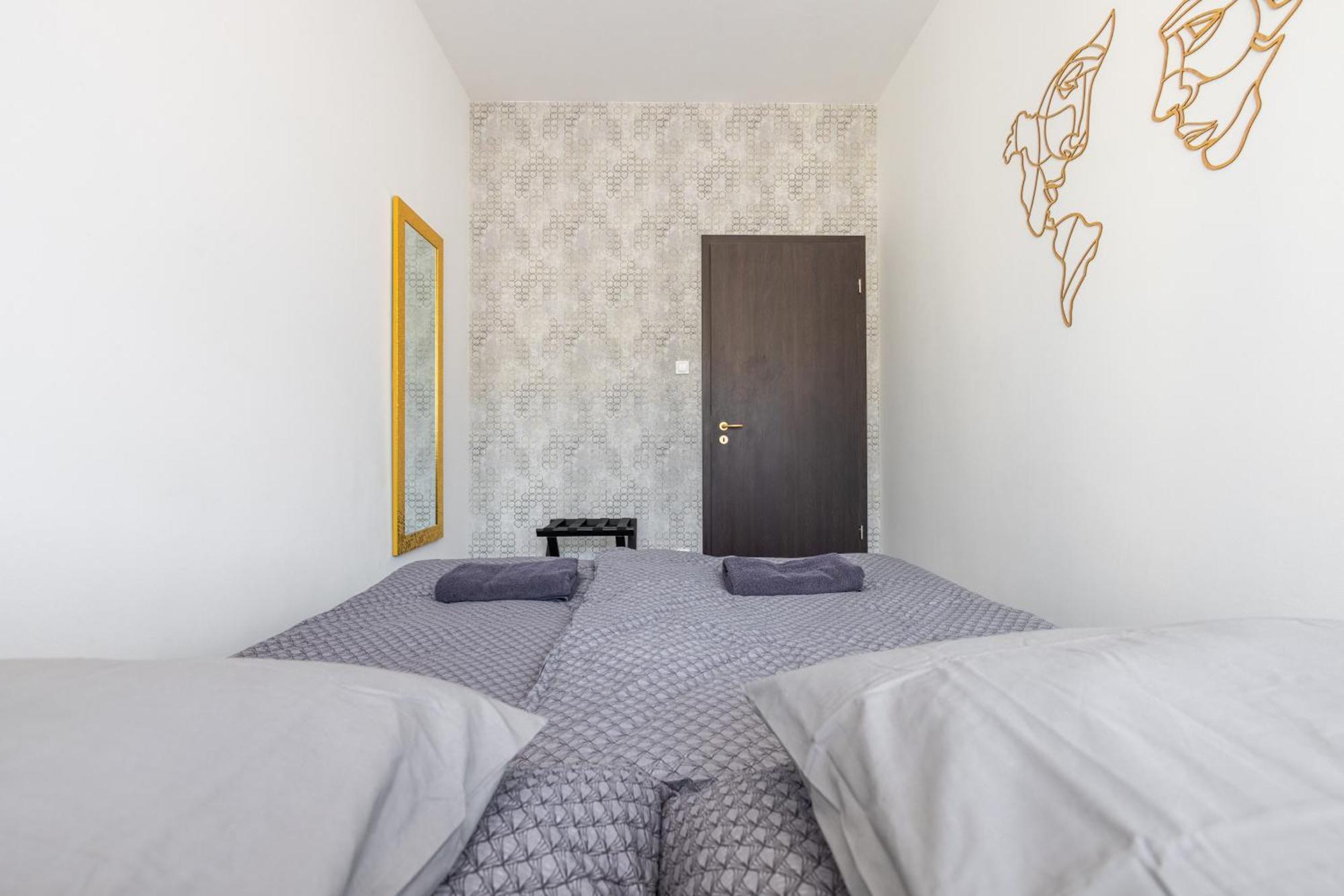 Free Parkin Sensational Location 3room Apartament