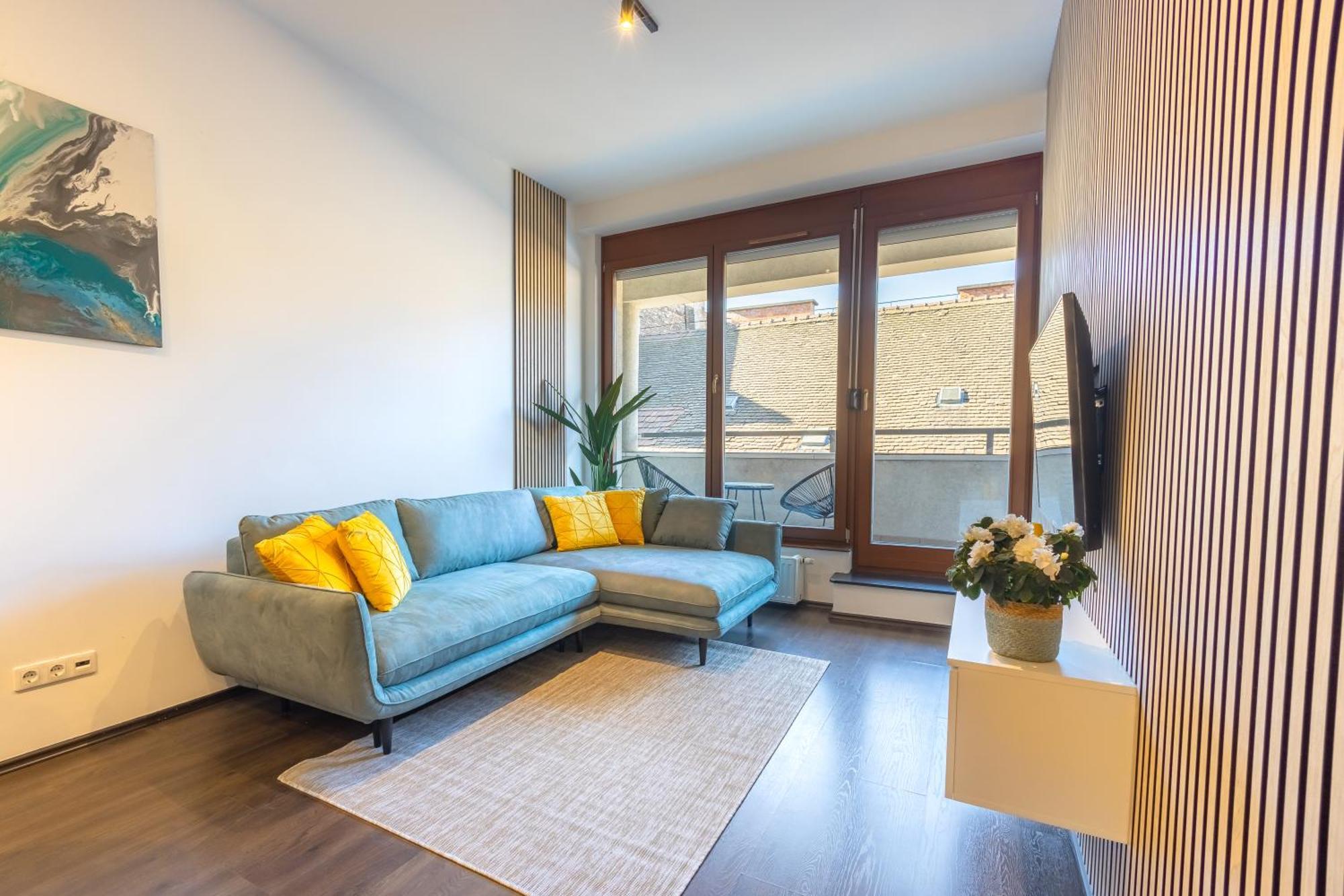 Apartament Free Parkin Sensational Location 3room *